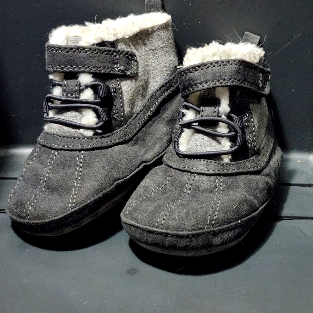 Snow shoes babies